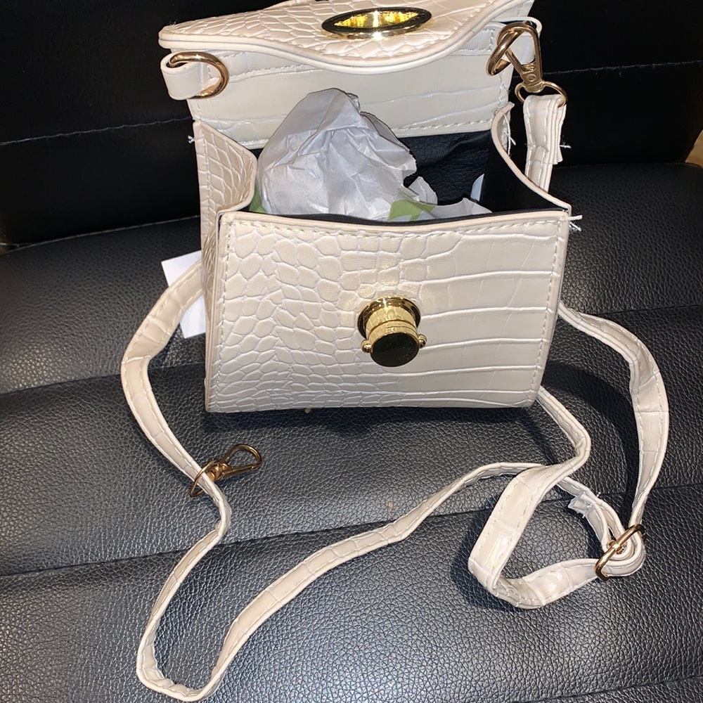 Small Purse - Picture 3 of 3